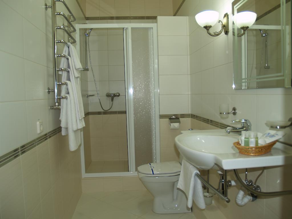 Atrium Hotel Ivano-Frankivsk Værelse billede