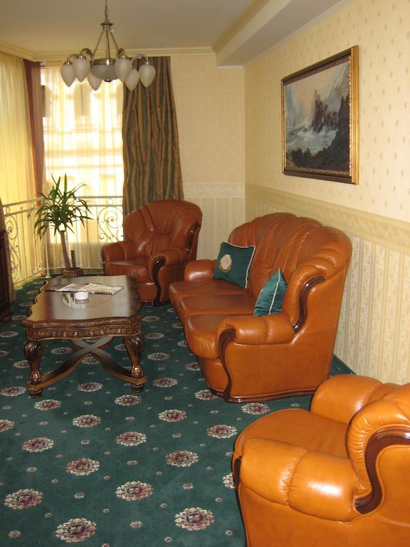 Atrium Hotel Ivano-Frankivsk Værelse billede